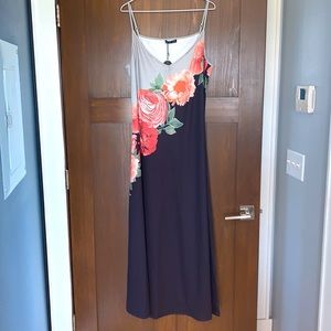 NORACORA NWT floral maxi dress size Xl.